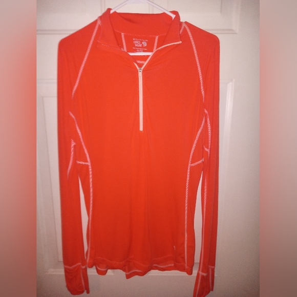 Mountain HardWear Women's Orange Long Sleeve Shirt  Medium 1/2 Zip , Like New 🧡 - Picture 1 of 13
